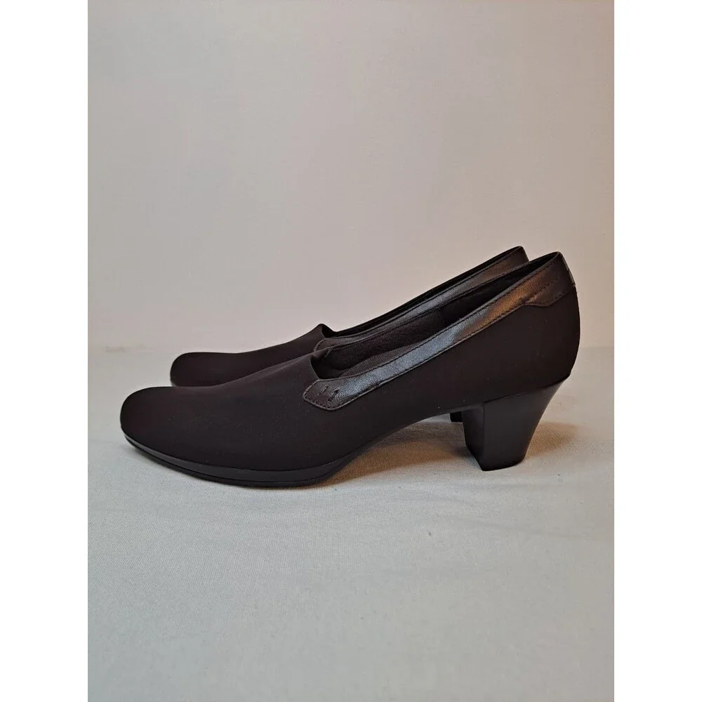 Munro American Women's Nora Heels Size 7.5 SS Brown Stretch Fabric Leather Upper